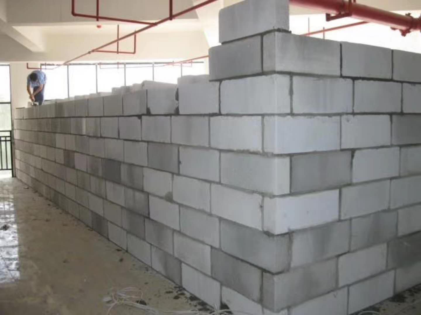 汉台蒸压加气混凝土砌块承重墙静力和抗震性能的研究